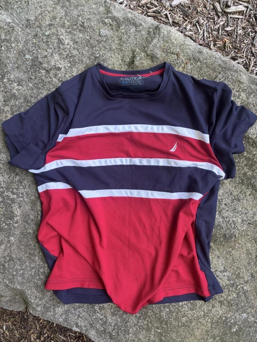 Nautica Men's Multi and Navy Tshirt